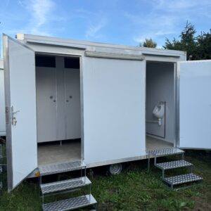 WC-Anhänger Damen / Herren mit 3 WCs und 2 Urinalen